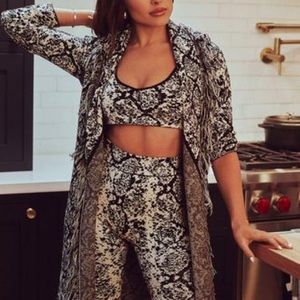 LAST CHANCE Culpos x INC Snakeskin Crop Top NWT